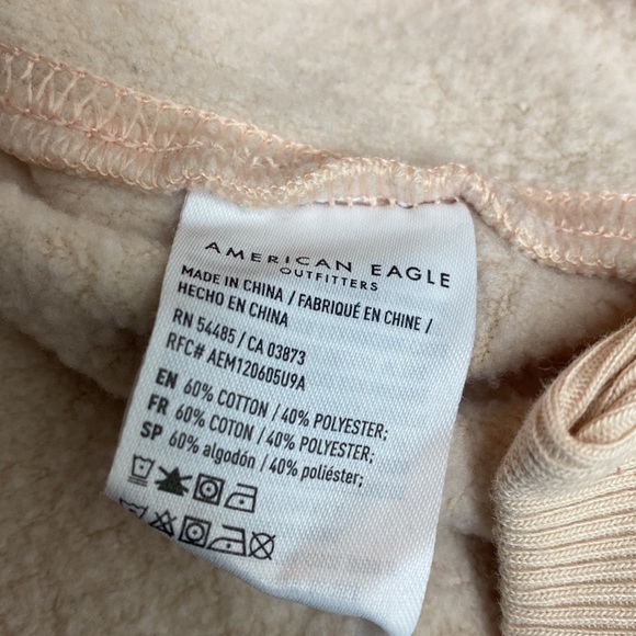 American Eagle Graphic Ocean Crew Neck Oversized Sweater Peach Cream Size S - Picture 13 of 13